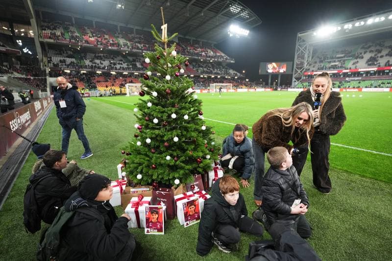 Football. Ligue 1. FC Metz - Paris Saint-Germain. 13.12.2025