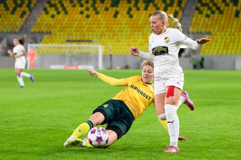 Football. UEFA Women's Europa Cup. Katowice - HAcken. 16.10.2025
