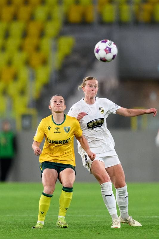 Football. UEFA Women's Europa Cup. Katowice - HAcken. 16.10.2025