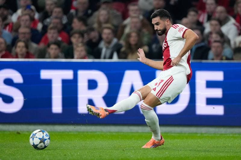 Football. UEFA Champions League. Ajax - Galatasaray. 05.11.2025