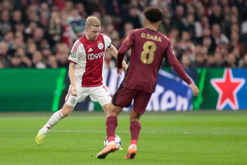 Football. UEFA Champions League. Ajax - Galatasaray. 05.11.2025