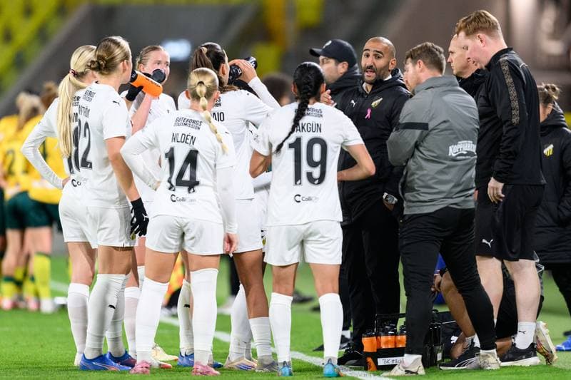 Football. UEFA Women's Europa Cup. Katowice - HAcken. 16.10.2025