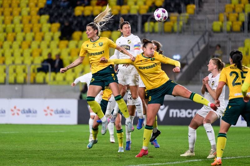Football. UEFA Women's Europa Cup. Katowice - HAcken. 16.10.2025