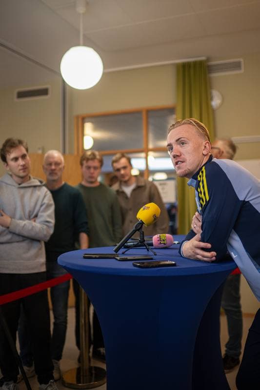 Football. Sweden. Mixed Zone. 08.10.2025