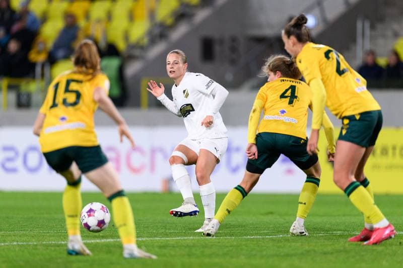 Football. UEFA Women's Europa Cup. Katowice - HAcken. 16.10.2025