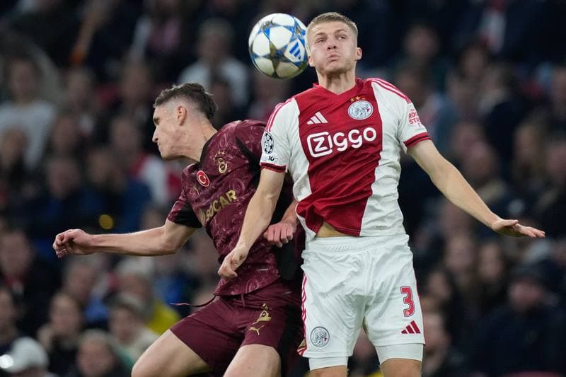 Football. UEFA Champions League. Ajax - Galatasaray. 05.11.2025