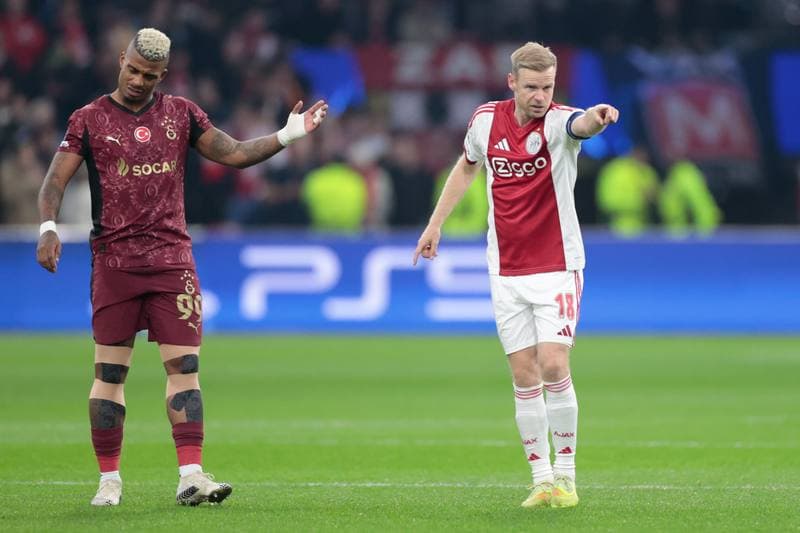 Football. UEFA Champions League. Ajax - Galatasaray. 05.11.2025