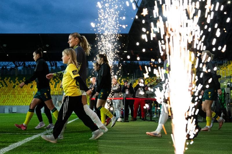 Football. UEFA Women's Europa Cup. Katowice - HAcken. 16.10.2025