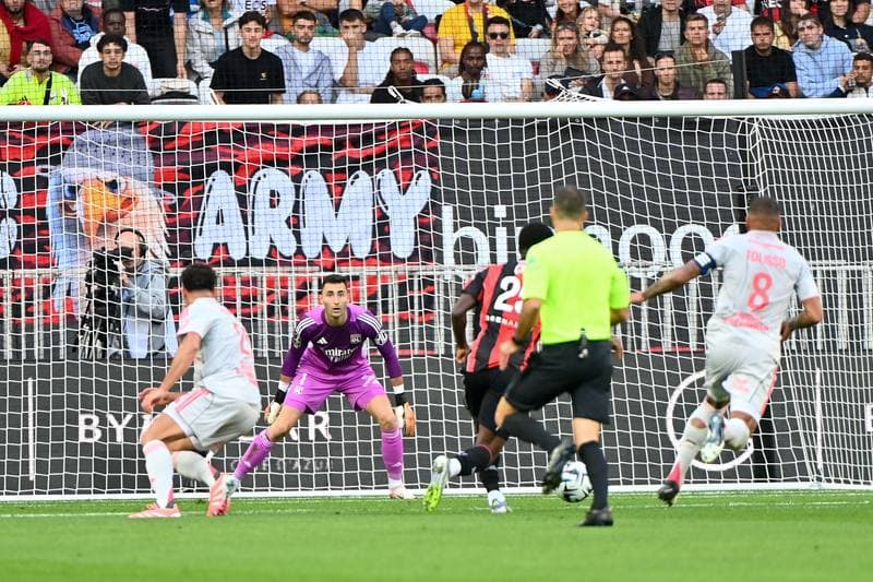 Football. Ligue 1 McDonald's. OGC Nice - Olympique Lyonnais. 18.10.2025