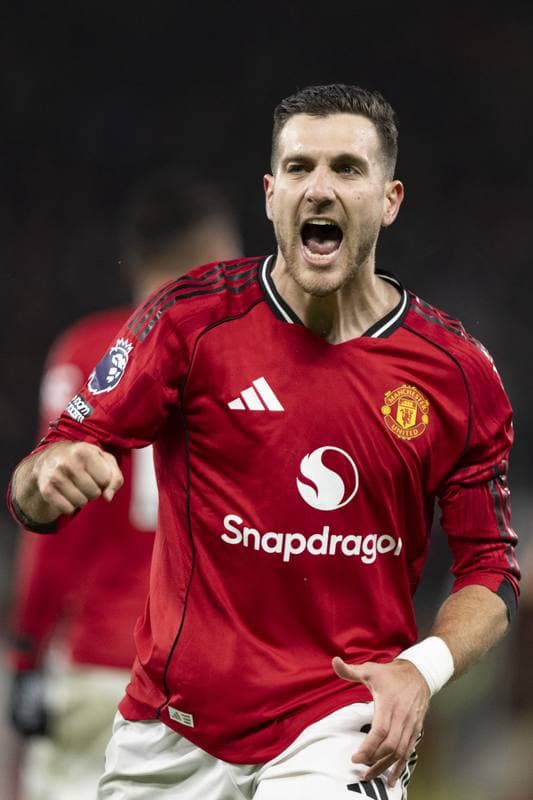 Football. Premier League. Manchester United - West Ham United. 04.12.2025
