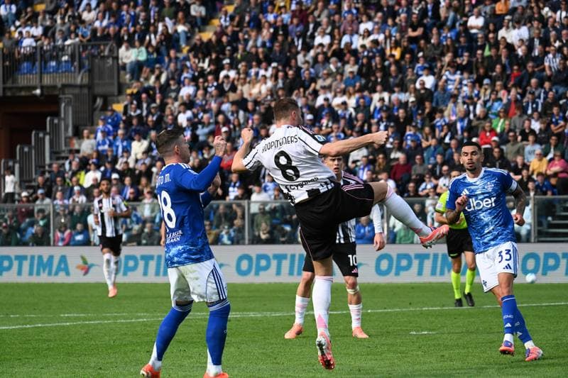 Football. Serie A. Como 1907 - Juventus FC. 19.10.2025