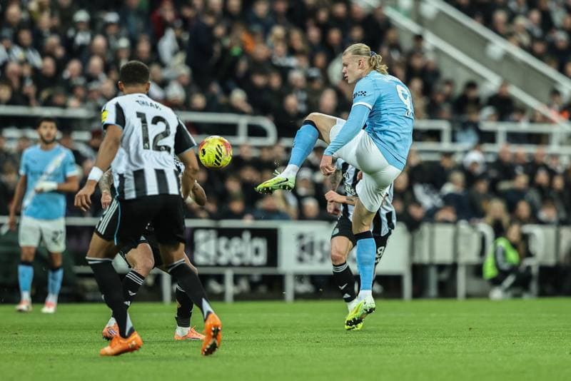 Football. Premier League. Newcastle United - Manchester City. 21.11.2025