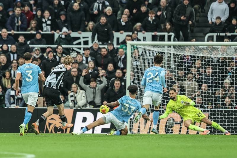 Football. Premier League. Newcastle United - Manchester City. 21.11.2025
