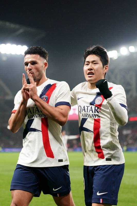 Football. Ligue 1. FC Metz - Paris Saint-Germain. 13.12.2025