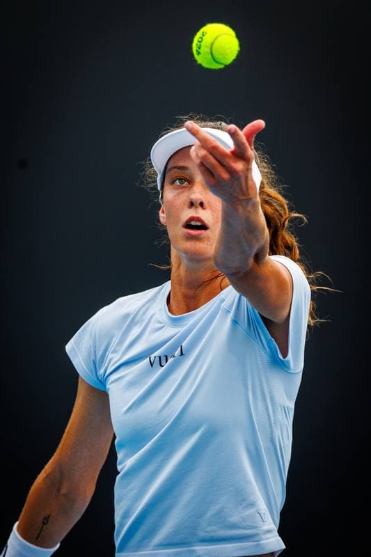 Tennis. Australian Open. Darja Vidmanova - Mingge Xu. 13.01.2026