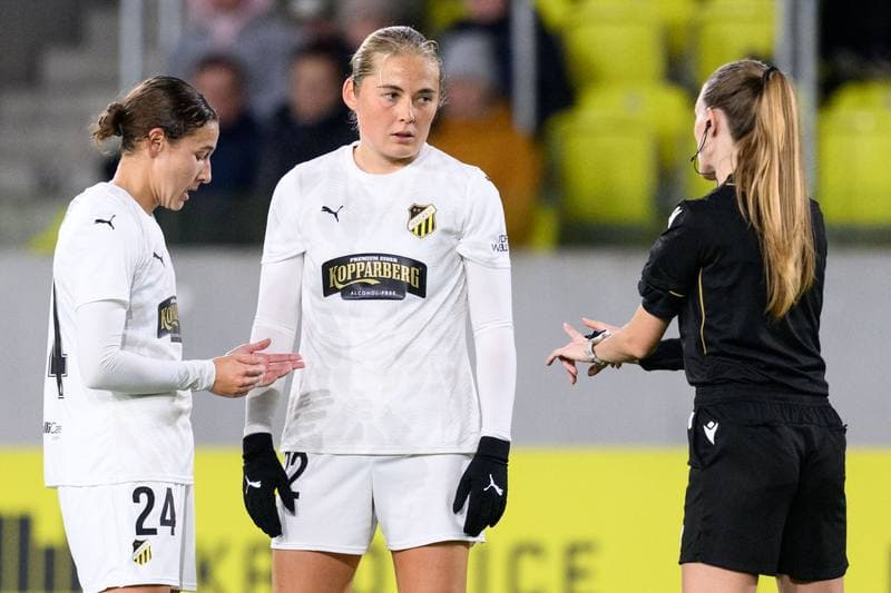 Football. UEFA Women's Europa Cup. Katowice - HAcken. 16.10.2025