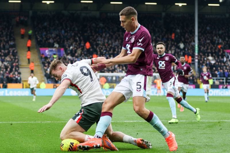 Football. Premier League. Burnley - Chelsea. 22.11.2025