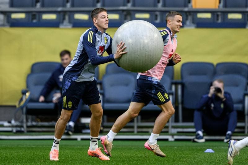 Football. Sweden. Training. 09.10.2025