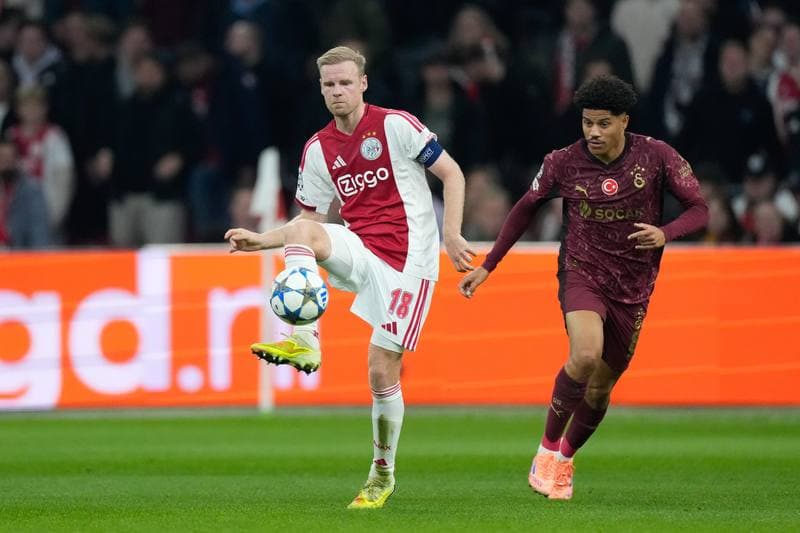 Football. UEFA Champions League. Ajax - Galatasaray. 05.11.2025