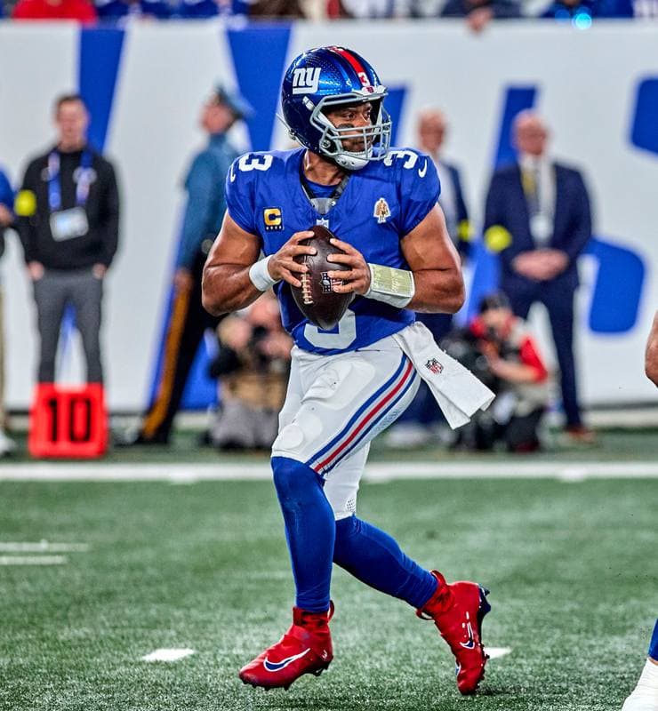Football. NFL. Kansas City Chiefs - New York Giants. 21.09.2025