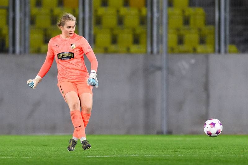 Football. UEFA Women's Europa Cup. Katowice - HAcken. 16.10.2025