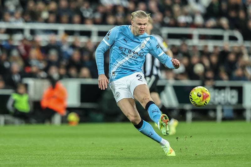 Football. Premier League. Newcastle United - Manchester City. 21.11.2025