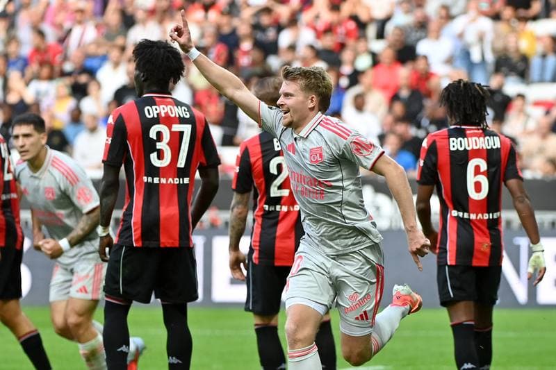 Football. Ligue 1 McDonald's. OGC Nice - Olympique Lyonnais. 18.10.2025