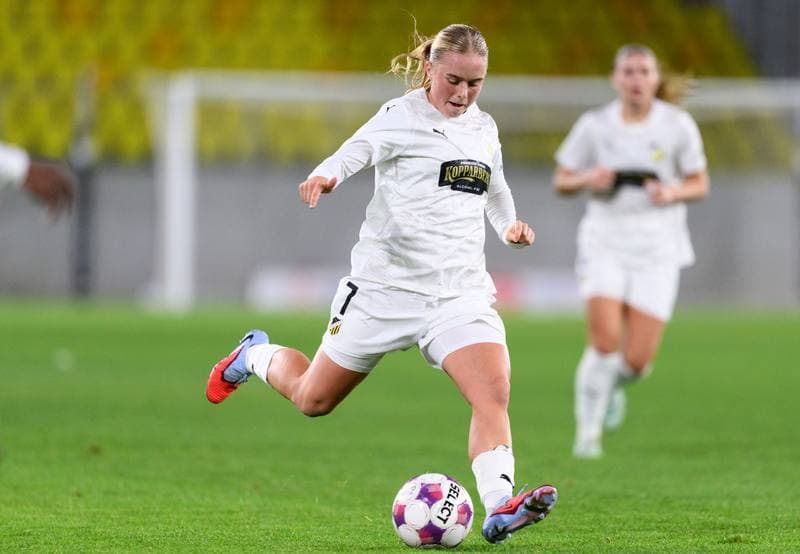 Football. UEFA Women's Europa Cup. Katowice - HAcken. 16.10.2025