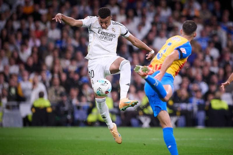 Football. La Liga. Real Madrid - Valencia. 01.11.2025