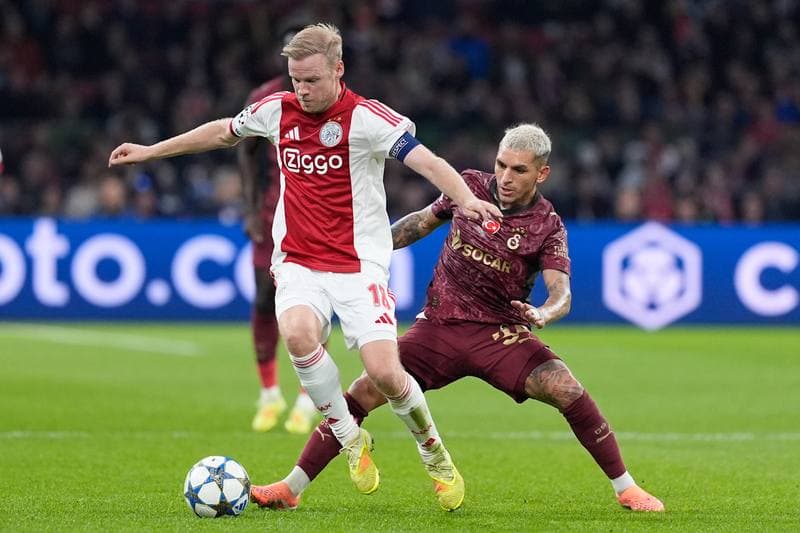 Football. UEFA Champions League. Ajax - Galatasaray. 05.11.2025