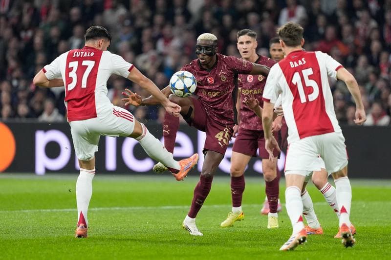 Football. UEFA Champions League. Ajax - Galatasaray. 05.11.2025