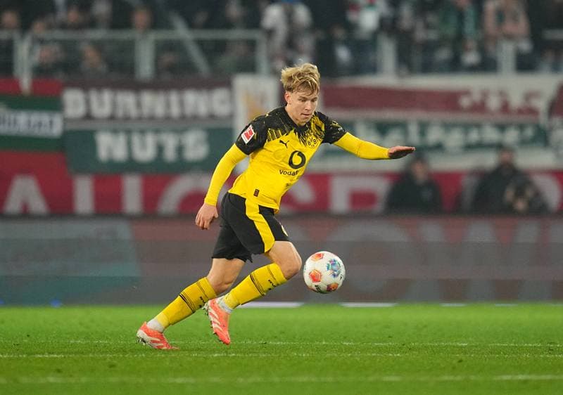 Football. 1. Bundesliga. FC Augsburg - Borussia Dortmund. 31.10.2025
