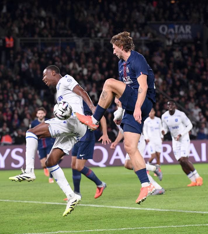 Football. Ligue 1. Paris Saint-Germain - AJ Auxerre. 27.09.2025