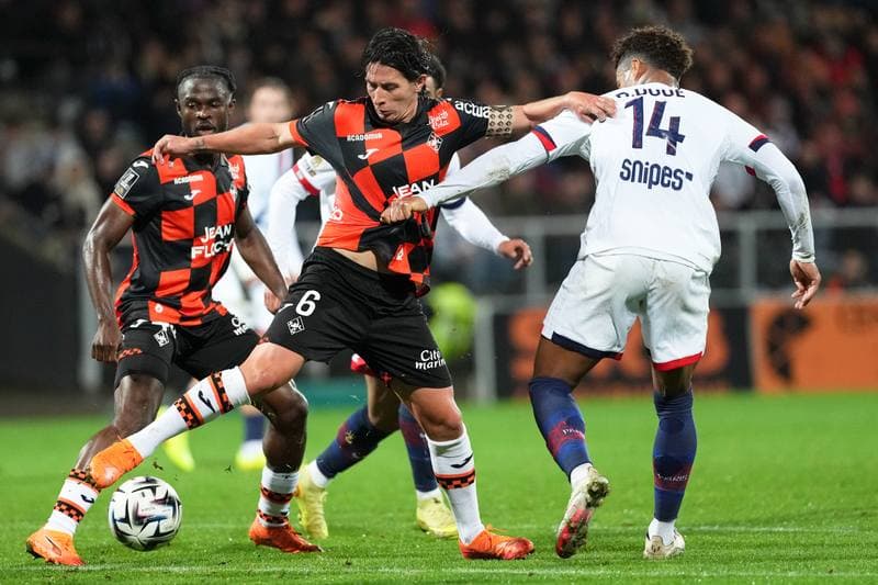 Football. Ligue 1. FC Lorient - Paris Saint-Germain. 29.10.2025