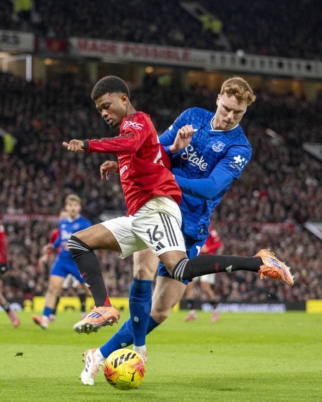 Football. Premier League. Manchester United - Everton. 24.11.2025