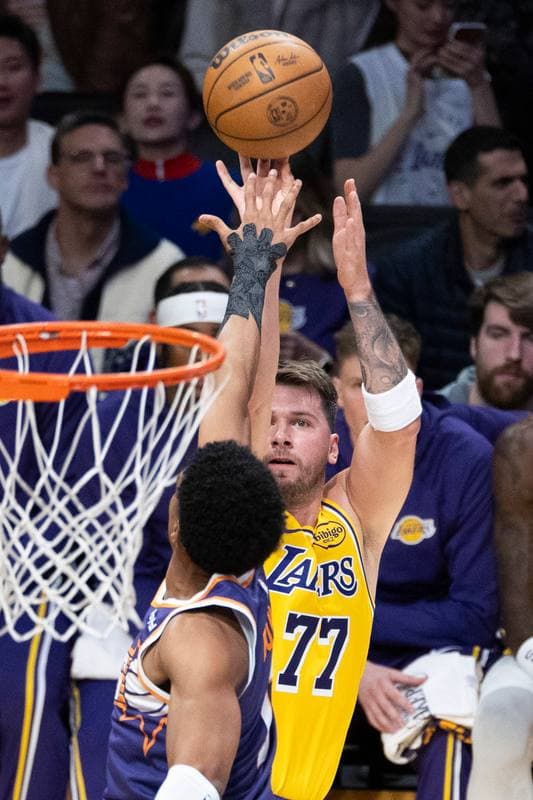 Basketball. NBA. Phoenix Suns - Los Angeles Lakers. 01.12.2025