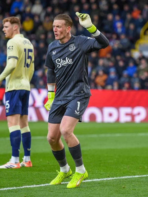 Football. Premier League. Burnley - Everton. 27.12.2025