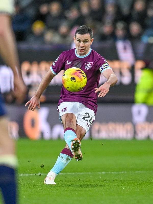 Football. Premier League. Burnley - Everton. 27.12.2025
