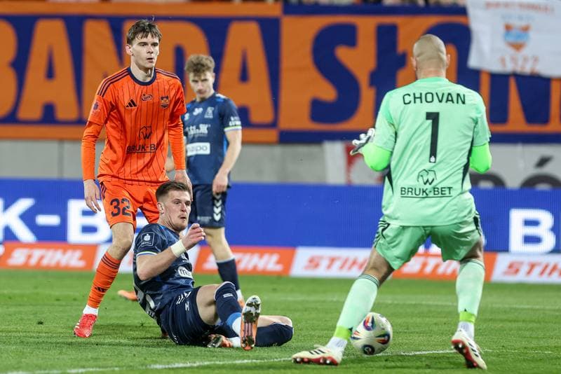 Football. PKO BP Ekstraklasa. Bruk-Bet Termalica Nieciecza - Motor Lublin. 13.03.2026