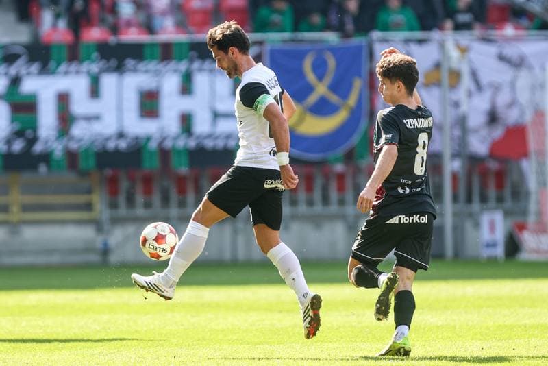 Football. Betclic I liga. GKS Tychy - Puszcza Niepolomice. 01.03.2026
