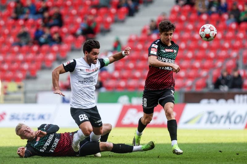 Football. Betclic I liga. GKS Tychy - Puszcza Niepolomice. 01.03.2026