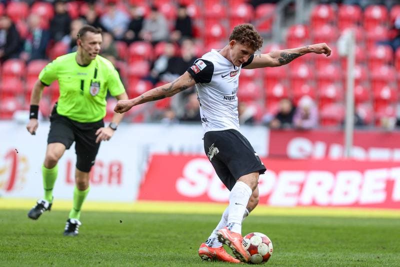 Football. Betclic I liga. GKS Tychy - Puszcza Niepolomice. 01.03.2026