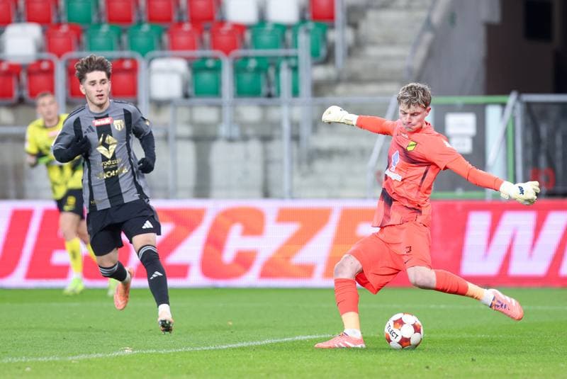 Football. Betclic I liga. Wieczysta Krakow - Pogon Grodzisk Mazowiecki. 27.10.2025