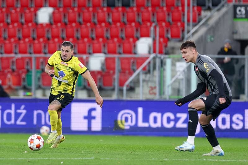 Football. Betclic I liga. Wieczysta Krakow - Pogon Grodzisk Mazowiecki. 27.10.2025