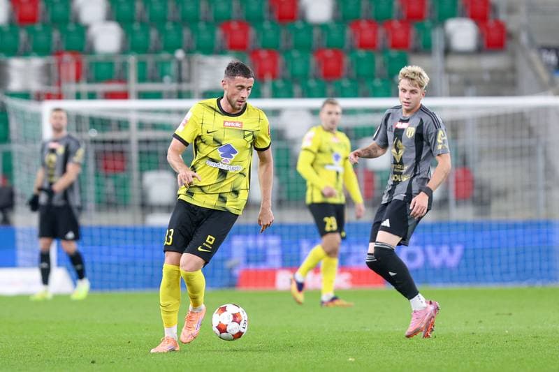Football. Betclic I liga. Wieczysta Krakow - Pogon Grodzisk Mazowiecki. 27.10.2025