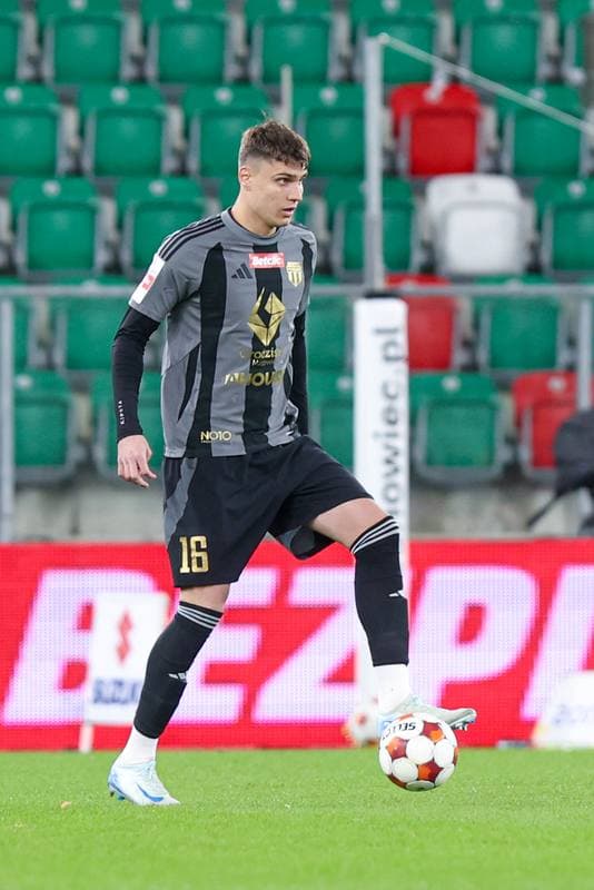 Football. Betclic I liga. Wieczysta Krakow - Pogon Grodzisk Mazowiecki. 27.10.2025