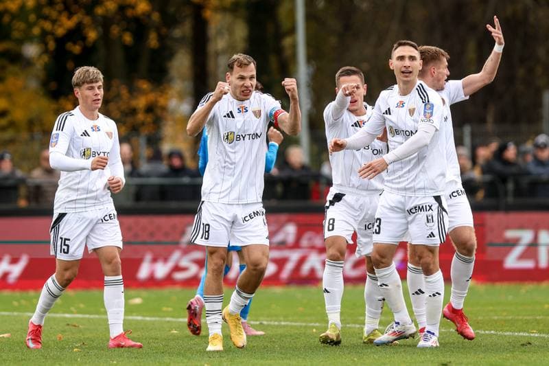 Football. STS Puchar Polski. LKS Goczalkowice Zdroj - Polonia Bytom. 28.10.2025