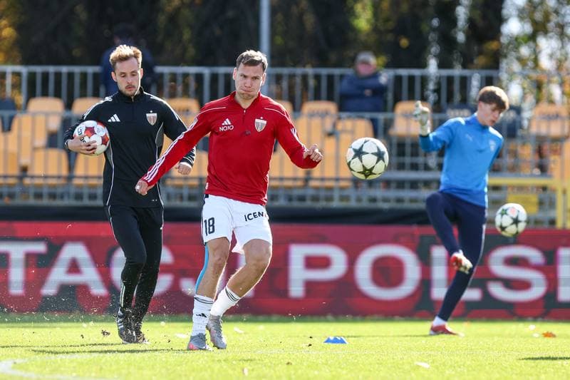 Football. STS Puchar Polski. LKS Goczalkowice Zdroj - Polonia Bytom. 28.10.2025