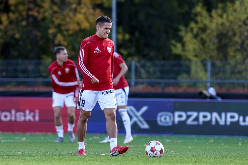 Football. STS Puchar Polski. LKS Goczalkowice Zdroj - Polonia Bytom. 28.10.2025