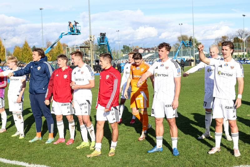 Football. STS Puchar Polski. LKS Goczalkowice Zdroj - Polonia Bytom. 28.10.2025